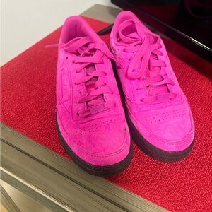 Reebok Women's Vibrant Pink Sneakers